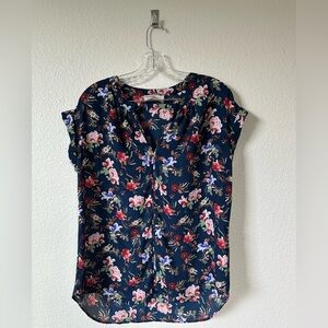 Philosophy Navy Floral Split V-Neck Rolled Cap Sleeve Blouse - Size Medium